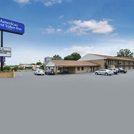 Americas Best Value Inn - Fredericksburg North מראה חיצוני תמונה