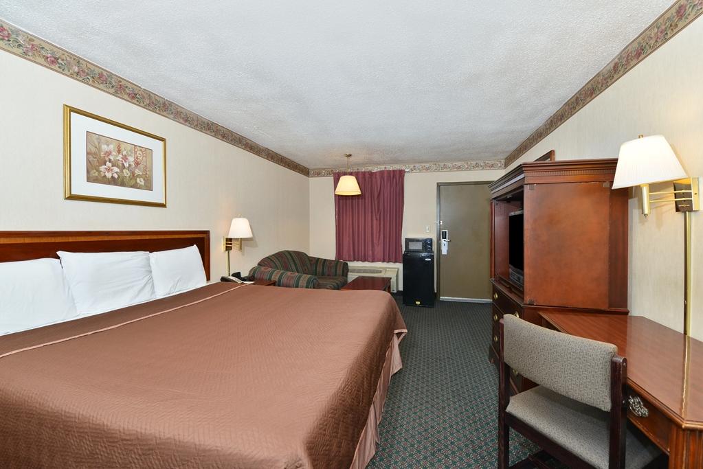 Americas Best Value Inn - Fredericksburg North חדר תמונה