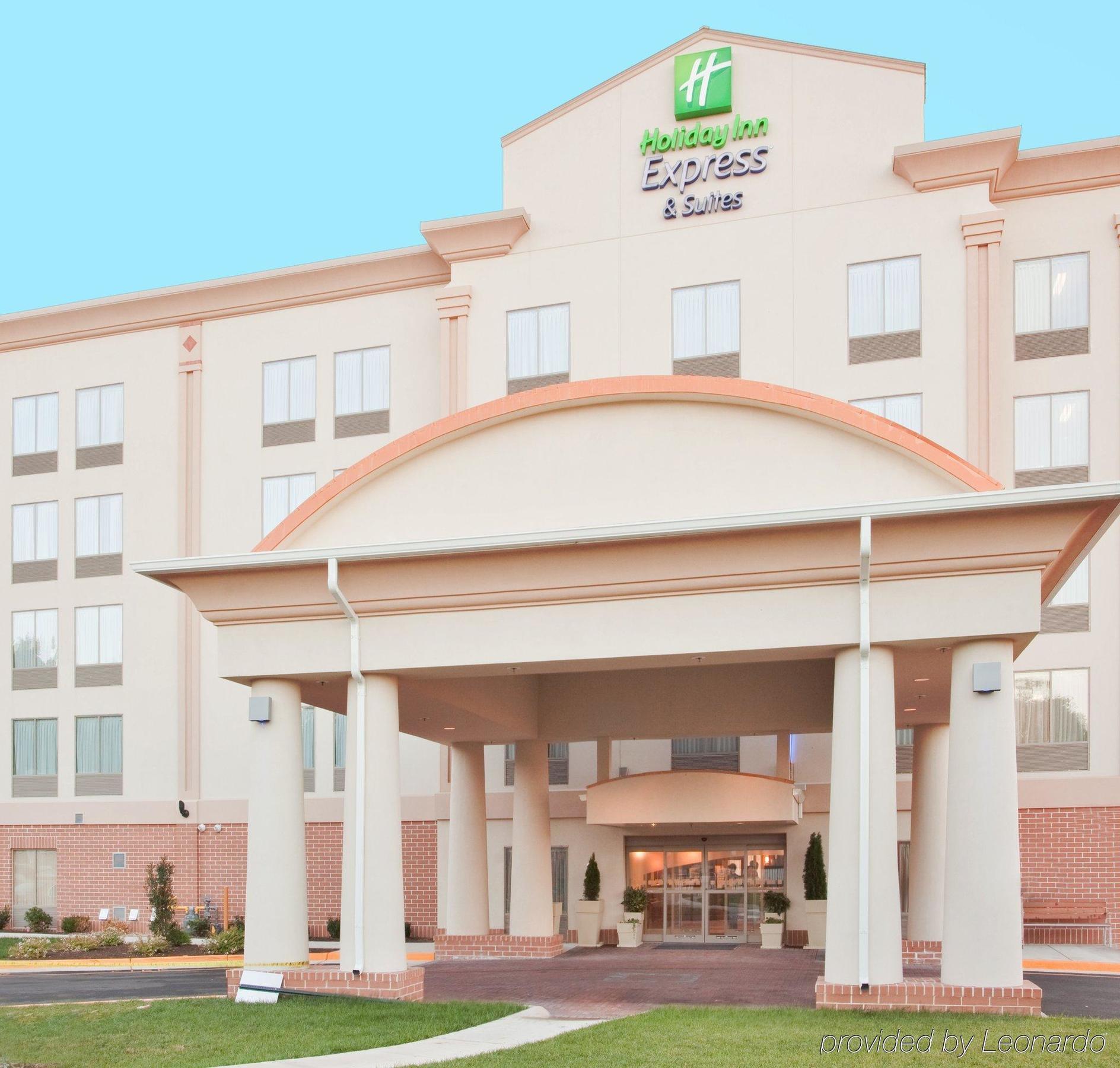 Americas Best Value Inn - Fredericksburg North מראה חיצוני תמונה