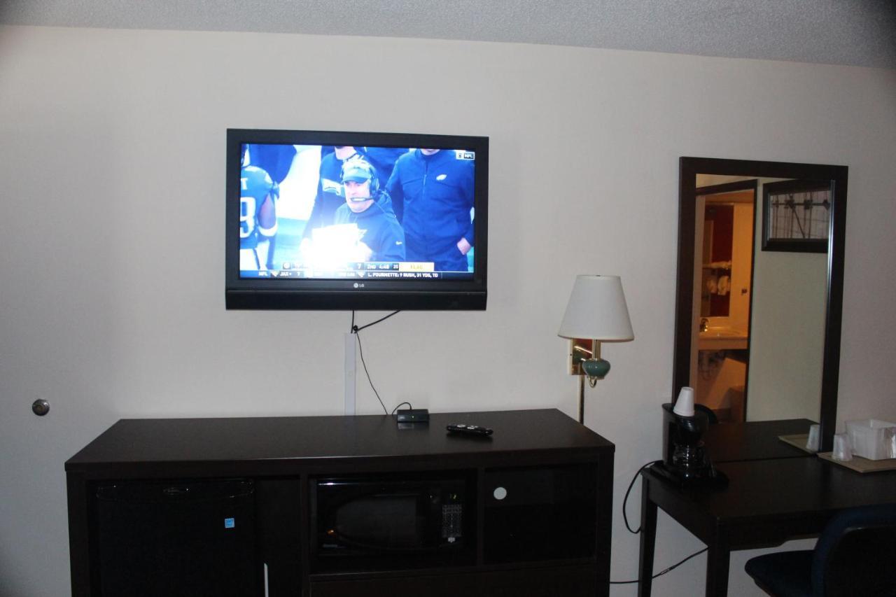 Americas Best Value Inn - Fredericksburg North מראה חיצוני תמונה